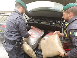 Cerignola, in auto con 48 chili di marijuana: arrestato pregiudicato napoletano