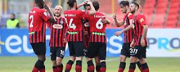 Proteste contro il Foggia Calcio: colpito anche Busellato