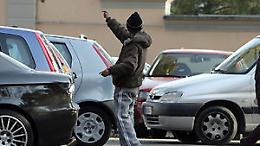 Stop ai parcheggiatori abusivi: ci pensa la Polizia di Stato 