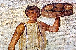 Il primo libro di ricette risale all’antica Roma, ma cosa si mangiava?
