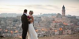 A Matera vietato lanciare coriandoli sugli sposi... e forse anche il riso
