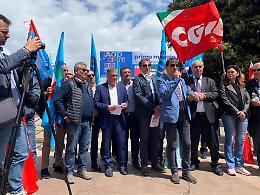 A Cerignola il Primo Maggio dauno di Cgil, Cisl e Uil. Il messaggio a Conte: «No assistenzialismo ma investimenti e infrastrutture»