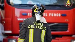 Orta Nova: notte di fuoco, in fiamme la porta di abitazione e l'ingresso di un laboratorio 