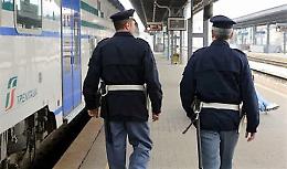 Stazione di Foggia, infastidisce viaggiatori: arrestato Ghanese 