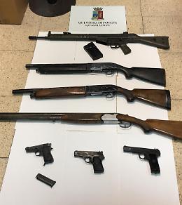 Carapelle, in auto un vero e proprio arsenale: arrestato pregiudicato 
