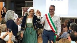 Palazzo San Gervasio, eccolo il costume popolare femminile. Lo ha riscoperto grazie a Belsanti