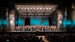 L'Orchestra Rai a Matera: pubblico in piedi, lunghi applausi e due bis