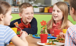 La felicità dei bambini inizia da ciò che mangiano
