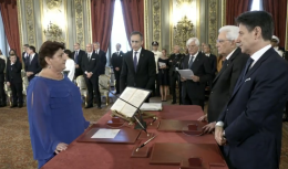 L'agricoltura italiana ora si decide in Puglia: la svolta con la salentina Teresa Bellanova, renziana di ferro 