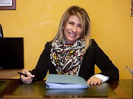 Lei stava lì, il romanzo sulle mamme di Plaza de Mayo, ancora una menzione d'onore per Francesca Sassano
