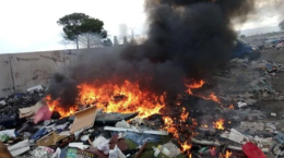 "Qui c'è puzza di morte": su "Change" la petizione contro i roghi sospetti a Cerignola e nei 5 Reali Siti
