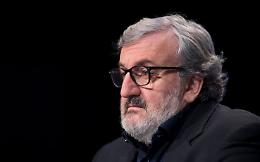Giornalisti rivelano inchiesta su Emiliano: sequestrati i loro telefonini e indagati per favoreggiamento nella presunta fuga di notizie