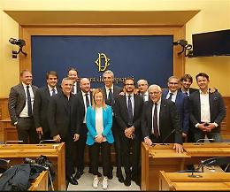 Direzione Italia non esiste più, la dote di Fitto alla Meloni: 5 consiglieri regionali della Puglia