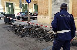 La Polizia Locale di Foggia acciuffa vandalo dei cassonetti dell'immondizia: un marocchino di 45 anni