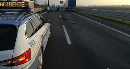 Giovane 33enne di Foggia perde il controllo dell'auto sull'A16 e si ribalta: ricoverato ad Ariano Irpino