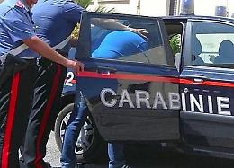 Quando la gelosia brucia, minaccia la moglie : «se non torni da me, ti do fuoco». Tocca ai Carabinieri spegnere la follia