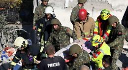 Terremoto in Albania, Emiliano: "Dalla Puglia 250 posti letto e sangue"