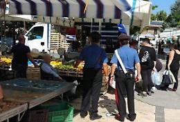 Tre quintali di prodotti ortofrutticoli senza tracciabilità sequestrati ad un foggiano dai Carabinieri di Lacedonia