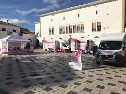 Carovana della Prevenzione di Komen Italia, grande successo lungo la costa jonica
