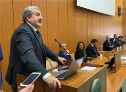 Emiliano vuole utilizzare il "Reddito di dignità" per richiamare i giovani pugliesi emigrati per lavoro