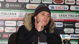 Una bomba distrugge l'auto dell'ex calciatore del Foggia, Luca Pompilio: motivi privati, probabilmente