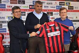 Il Foggia scende in campo con un nuovo sponsor: la solidarietà