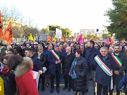 "Foggia libera Foggia", don Ciotti: "Siamo qui per disinnescare la miccia della paura"
