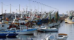 Carabinieri e Guardia Costiera daranno la caccia alle imbarcazioni abusive nel porto di Manfredonia