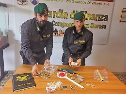 San Severo, i “Baschi Verdi” della GdF lo fermano per un controllo anti Covid e scoprono che era pieno di droga