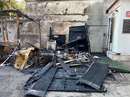 San Severo, incendiato il chiosco della villa comunale