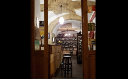 Colpo da 70mila euro ad un'enoteca di Foggia