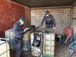 La GdF sequestra in un autoparco di Cerignola un impianto abusivo di carburante