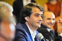 Fitto si dimette da consigliere regionale della Puglia, la Barone (5 Stelle) pronta ad entrare in giunta con Emiliano