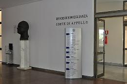 Falsi atti giudiziari prodotti anche col nome di magistrati, condannato avvocato di Foggia