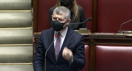 Crisi di governo, replica senza dignità del "foggiano" Scalfarotto alla Camera: «Con un governo migliore Italia Viva ci sarà»