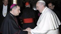 Le dinamiche del caso Becciu, l'avvicinamento alla Cina e i conti in passivo stanno minando l'immagine della Chiesa