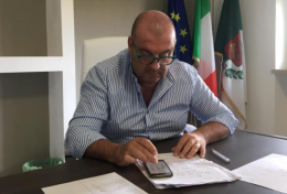 Coronavirus, il sindaco di Stornara chiude le scuole: troppi contagi
