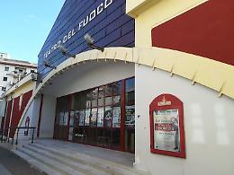 La Provincia di Foggia illumina il "Teatro del fuoco" per accendere la solidarietà agli artisti penalizzati dal Covid