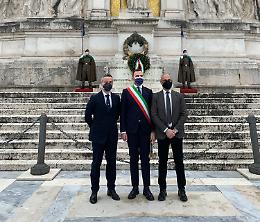 La Città di Avigliano all'Altare della Patria per rendere omaggio al Milite Ignoto. A Roma la delegazione gianturchiana 