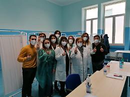 Pasqua e Pasquetta di vaccinazioni al top in Puglia: superate le 6.600 somministrazioni, 659.503 le dosi finora inoculate