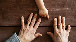 Educazione intergenerazionale: il potere della relazione tra giovani e anziani