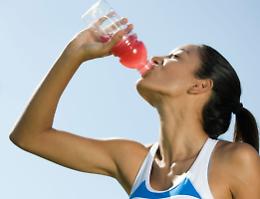 Bevande energetiche per sentirsi in forma? Andatelo a spiegare al cuore
