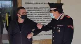 Senise, disoccupato dal cuore d'oro trova a terra 4mila euro e li porta ai carabinieri 