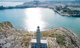 Faro di Vieste fittasi, entro il 23 giugno