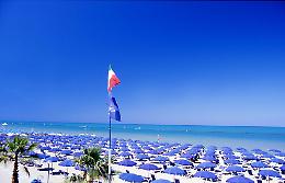 A Campomarino l'acqua del mare si può anche bere: il Molise conferma la sua unica Bandiera blu