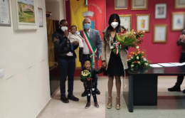 Blessing you Sunday, Rocchetta, che ha offerto un nido alla coppia di migranti in fuga dalla Nigeria