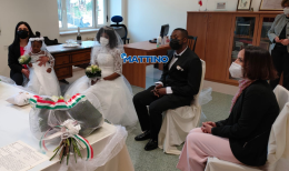 Blessing e Sunday just married: Rocchetta benedice il nido d'amore della coppia di migranti fuggiti dalla Nigeria