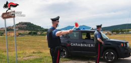 Lagopesole, picchia la moglie con un bastone: arrestato