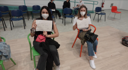 In Puglia parte la chiamata degli studenti alla vaccinazione, tramite le scuole. Lopalco: «Abbiamo dosi per tutti»
