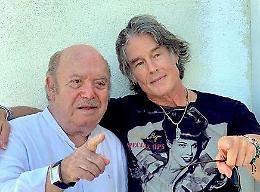 Ronn Moss e Lino Banfi, la strana coppia della Puglia "Surprise" al Festival del Cinema di Venezia